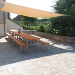 Reti Tanya Vendeghaz