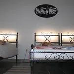 Reti Tanya Vendeghaz בית הארחה *