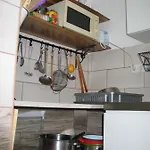 Reti Tanya Vendeghaz