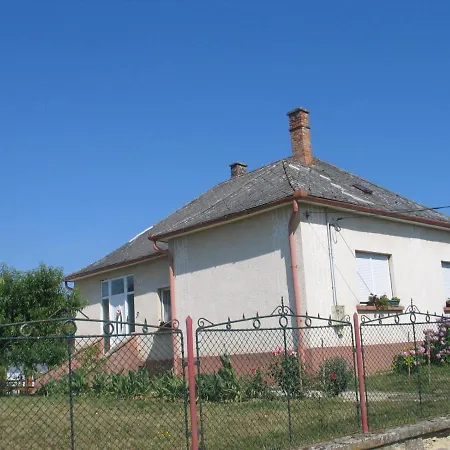 Penzion Reti Tanya Vendeghaz
