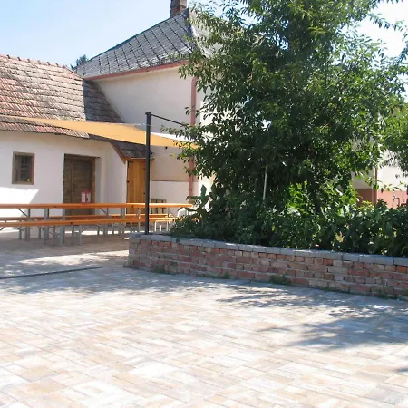 Guest house Reti Tanya Vendeghaz